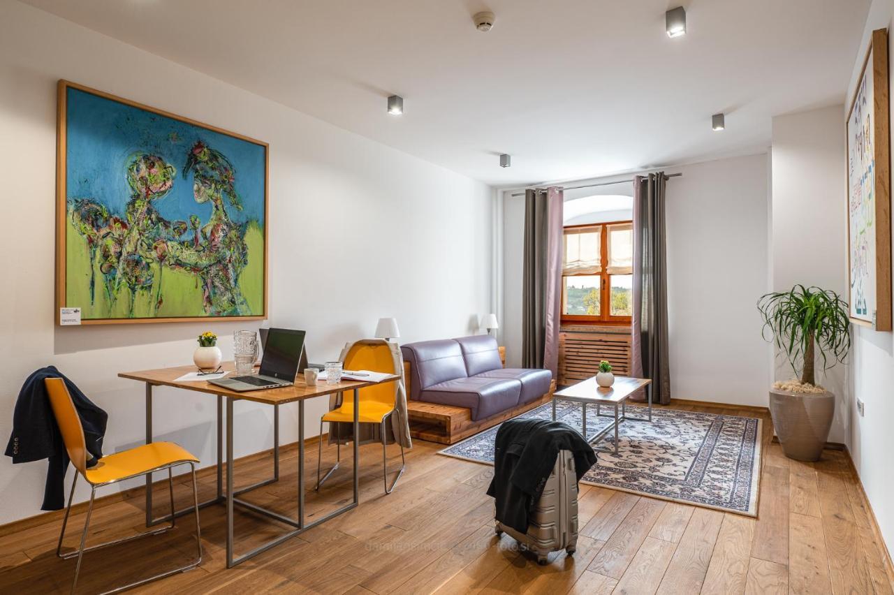 Vila Vipolze - Rooms & J. Suites Εξωτερικό φωτογραφία